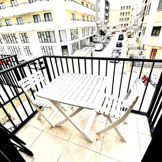 Gzira Smart 1 Bedroom Apartment Ngoại thất bức ảnh